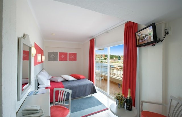 Playas del Rey Hotel主图
