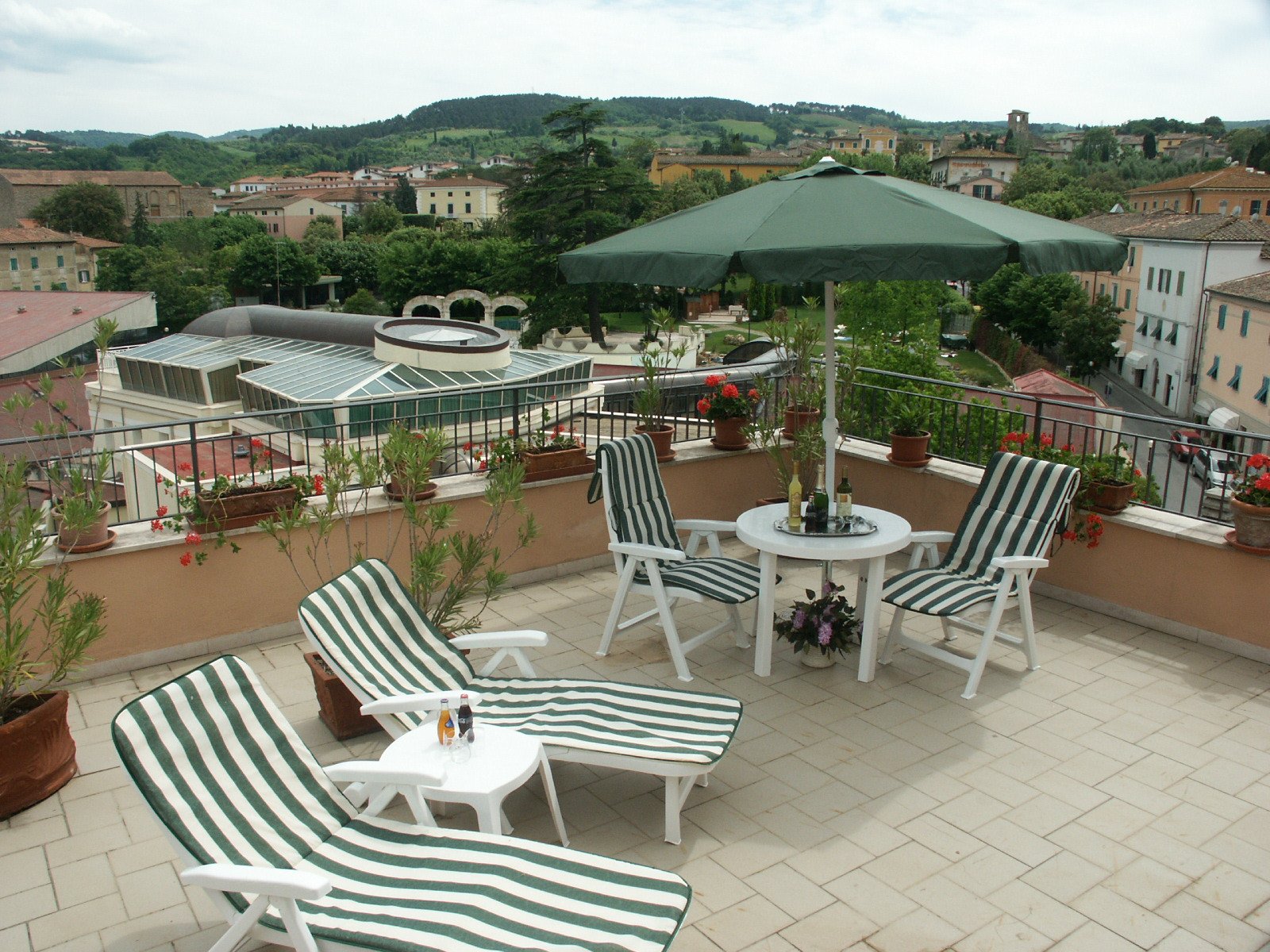 Albergo Livorno-官方