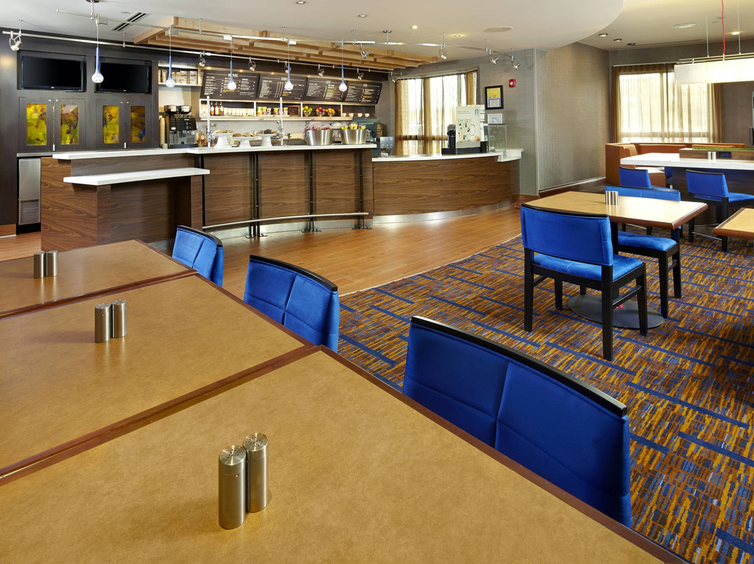 Courtyard by Marriott Pittsburgh Greensburg主图
