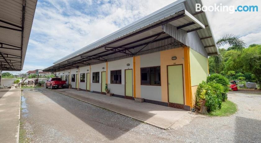 OYO 893 Aura Vintage