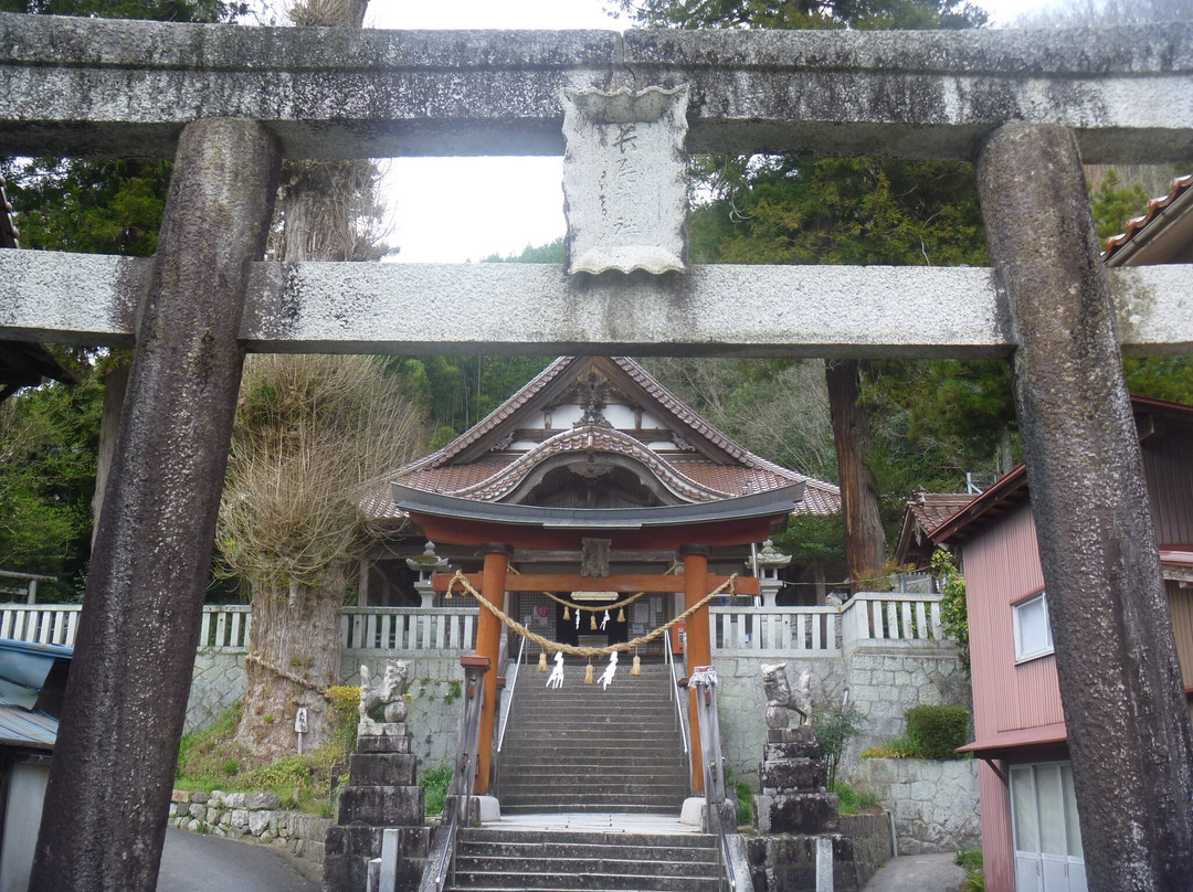 Nagao Shrine景点图片