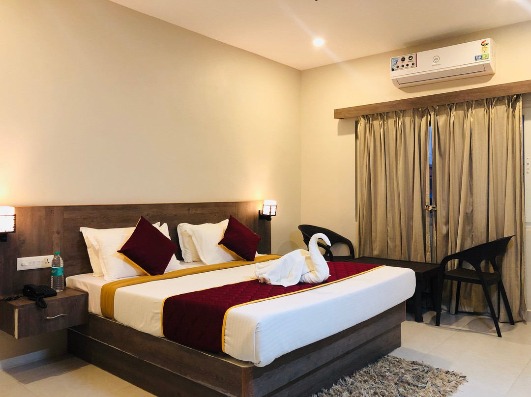 Hotel KNP Nest