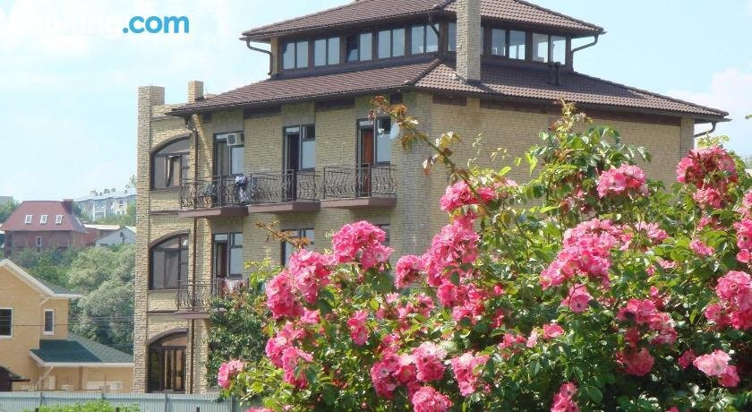 Teshebs酒店住宿-Guest House on Zemlyanichnaya