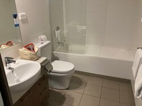 瑙拉探秘公寓-浴室