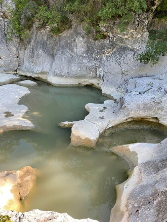 Kotli Waterfall-Kotli必去景点