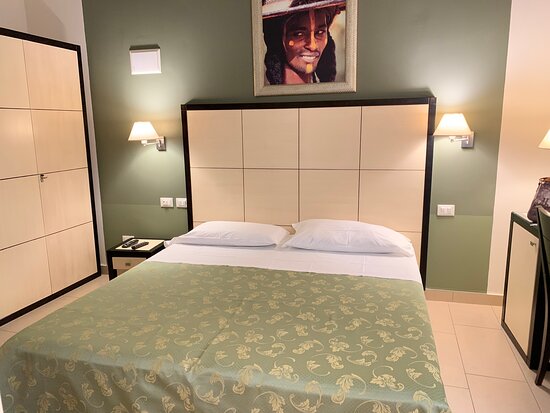 卡波维拉酒店-官方