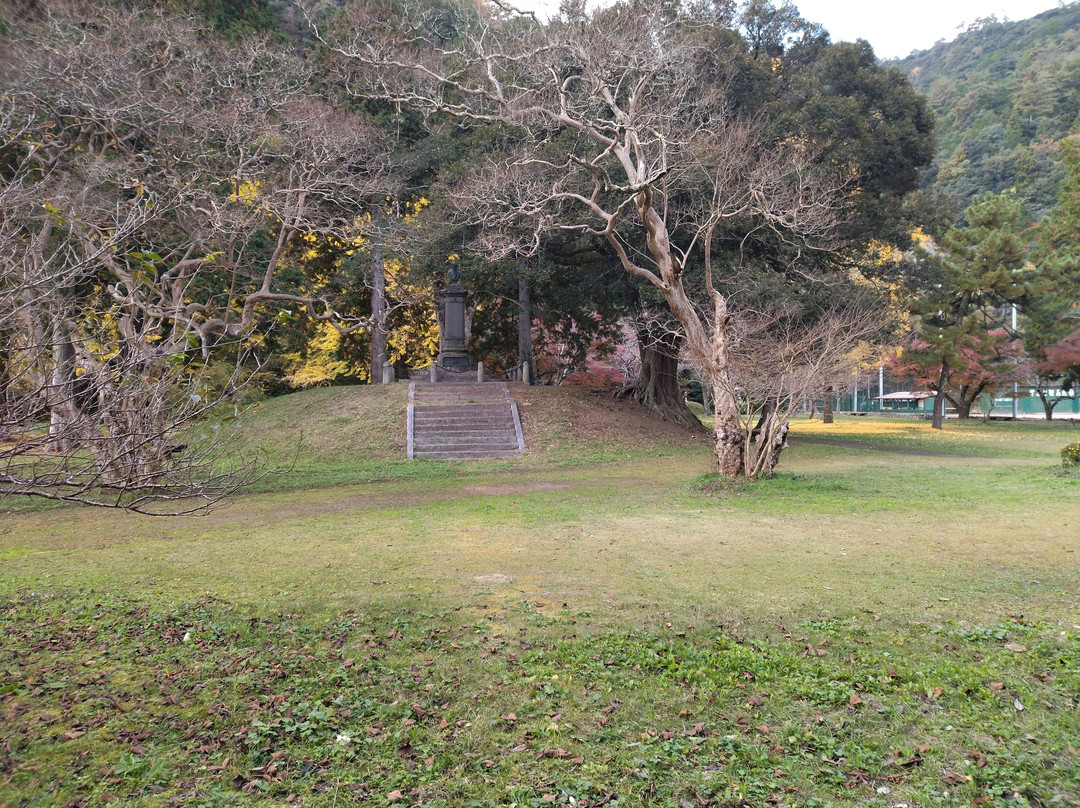 Tsuwano Castle Ruins Karakuen-津和野町必去景点