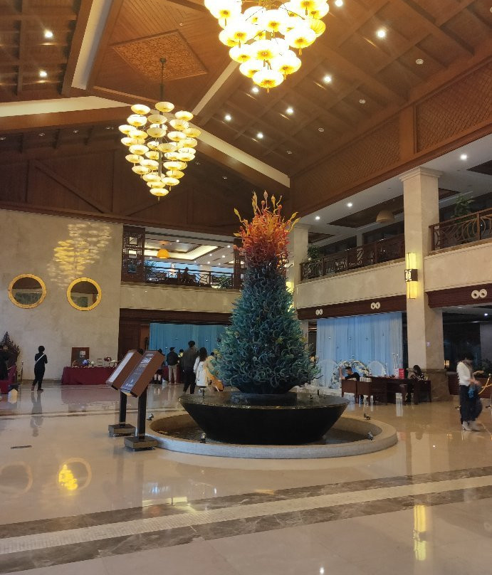 西双版纳嘉盛华美达广场酒店主图