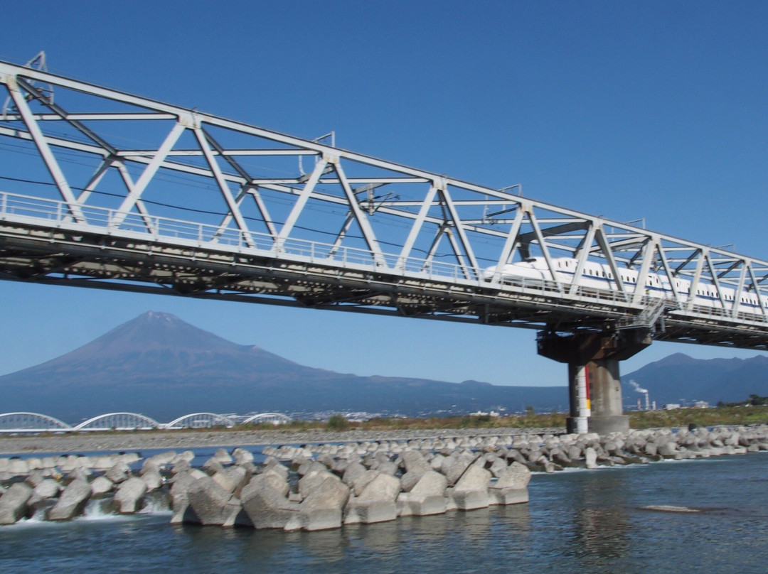 Fujikawa Riverbed Ikoi no Hiroba景点图片