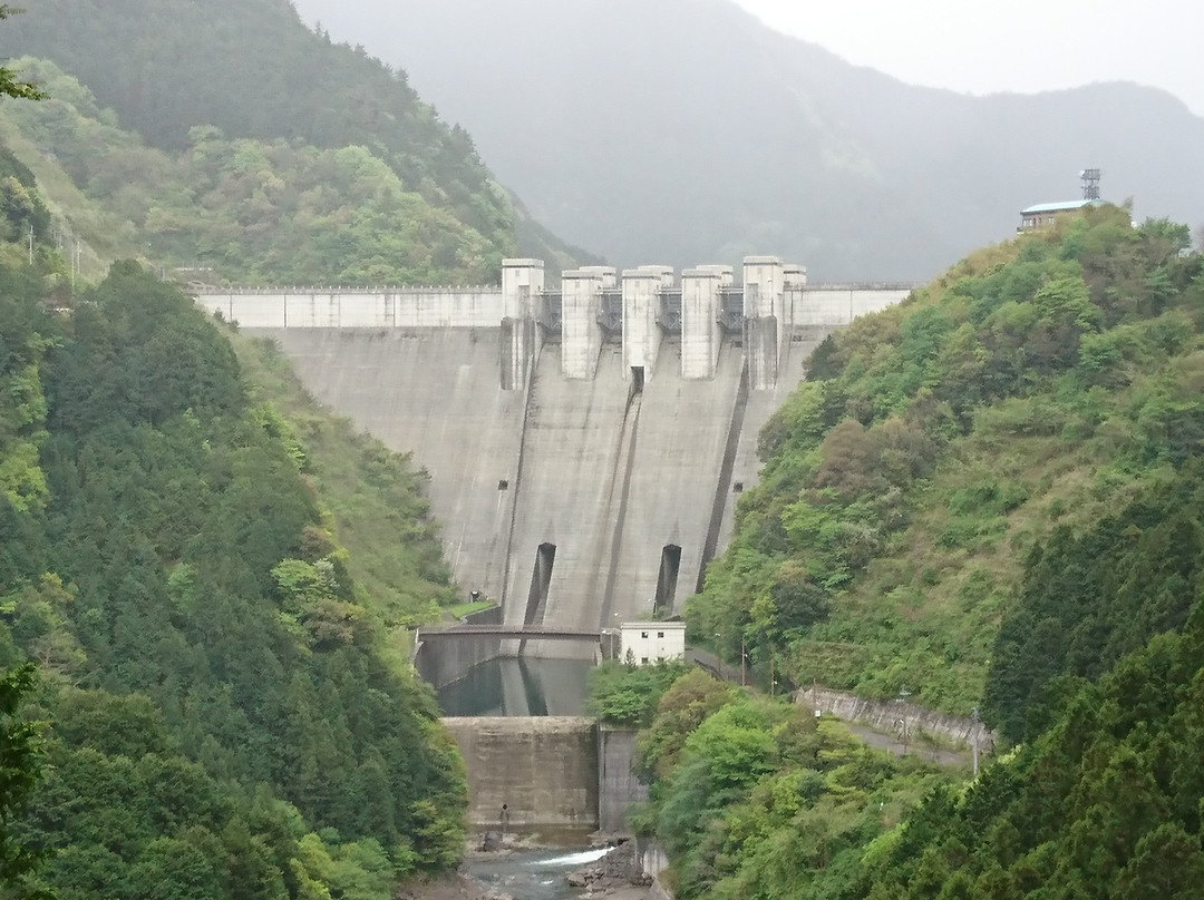 Tomisato Dam景点图片