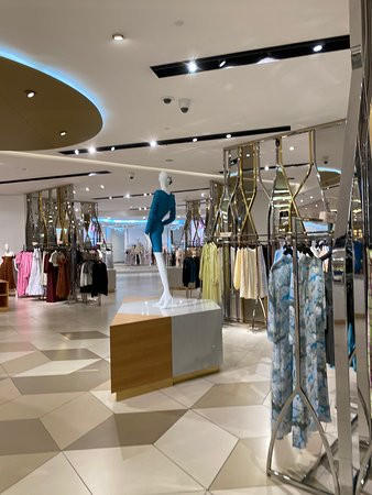 Harvey Nichols-Kuwait City必去景点