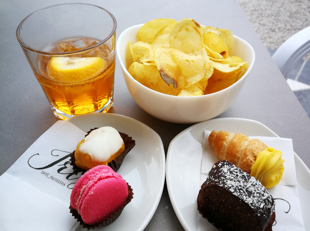 福索餐馆和美食-Pasticceria Iris