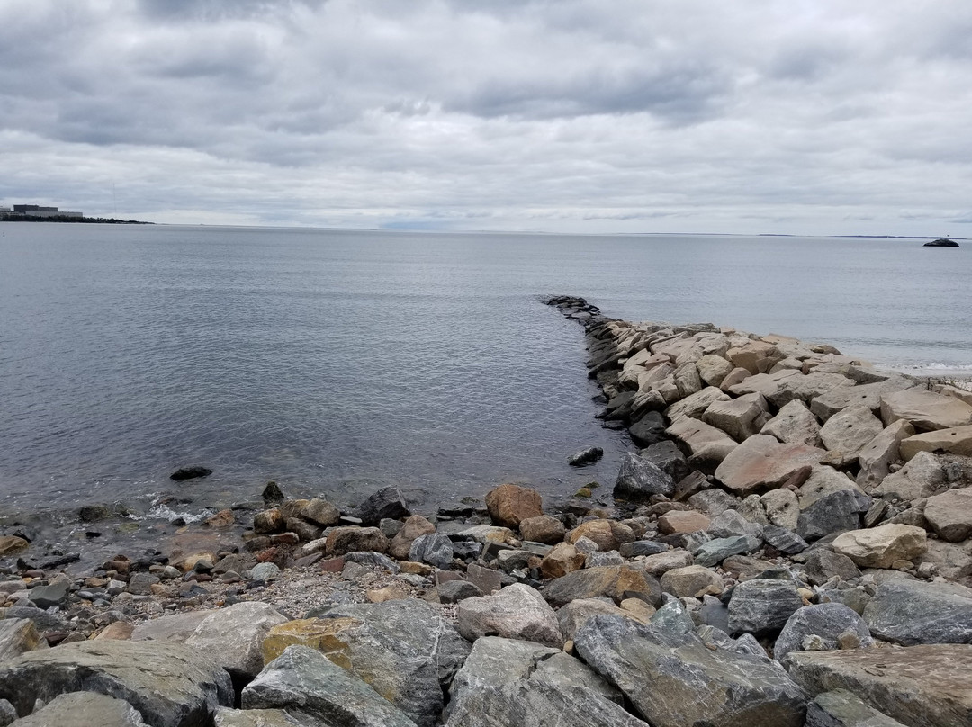 Hole-in-the-Wall Beach