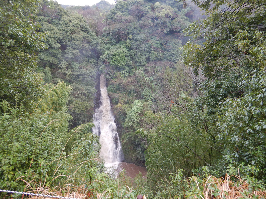 Goda Waterfall景点图片