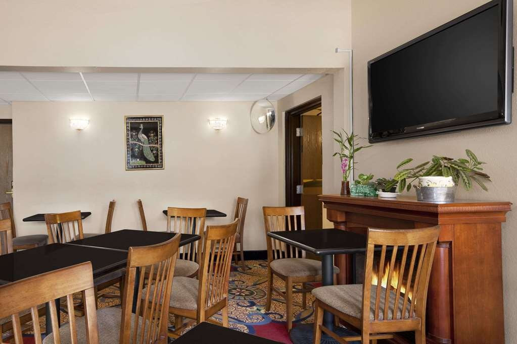 Days Inn by Wyndham Keene NH主图