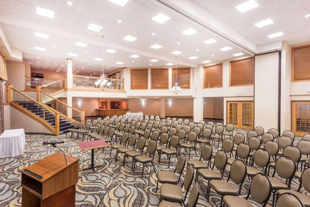 Wyndham Garden Madison Fitchburg主图