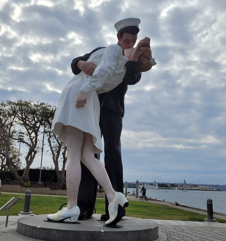 The Unconditional Surrender-圣地亚哥必去景点