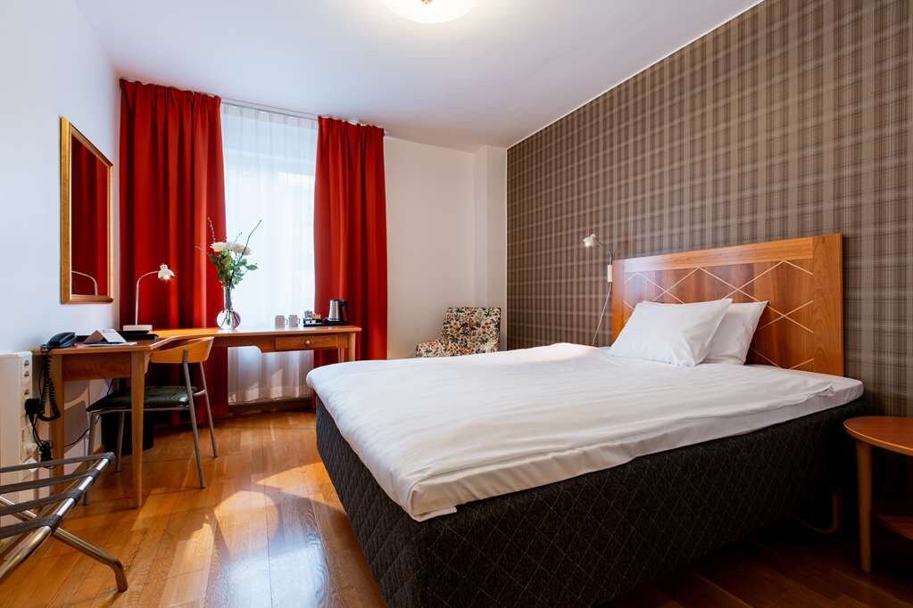 Sure Stay Hotel Esplanade Rooms & Longstay主图