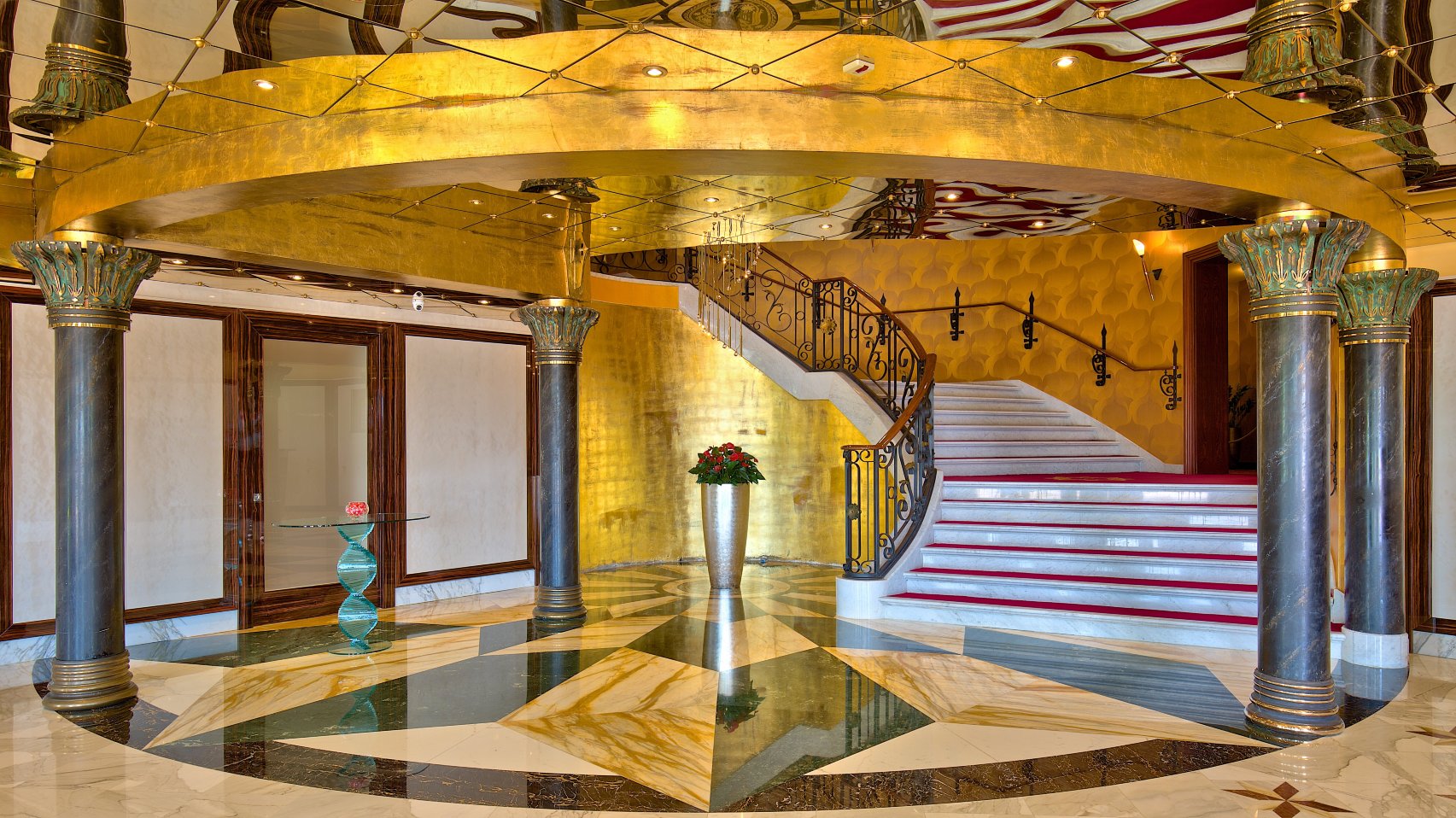 穆利诺奢华精品酒店-官方