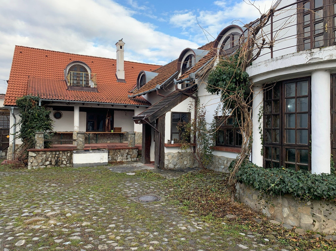 The Country Hotel主图