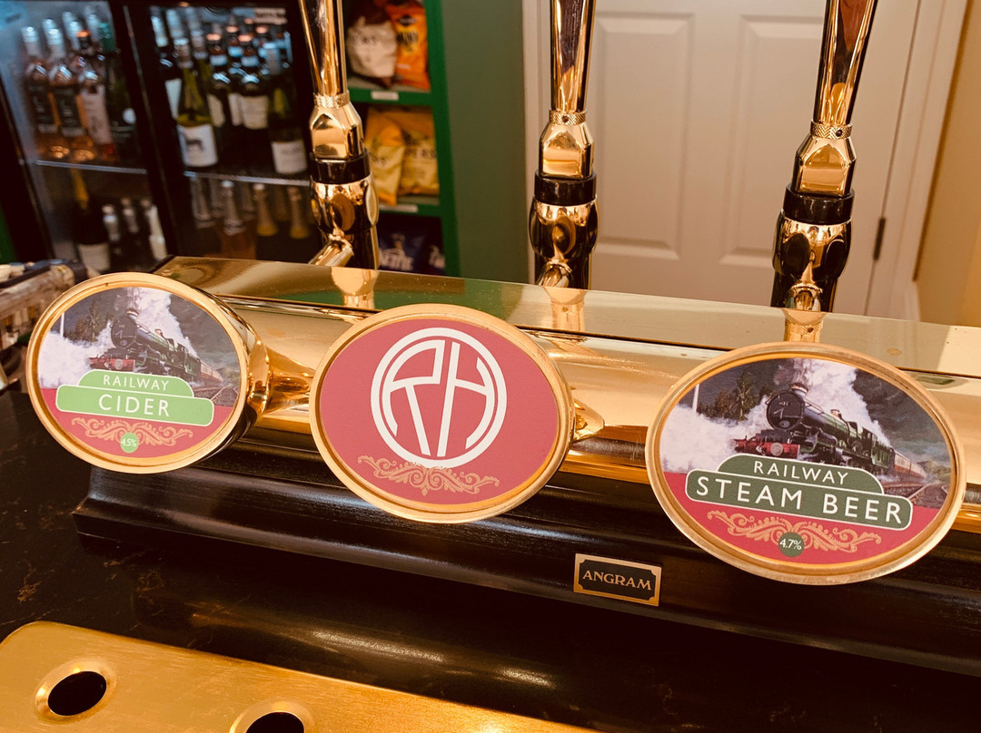 The Railway Hotel主图