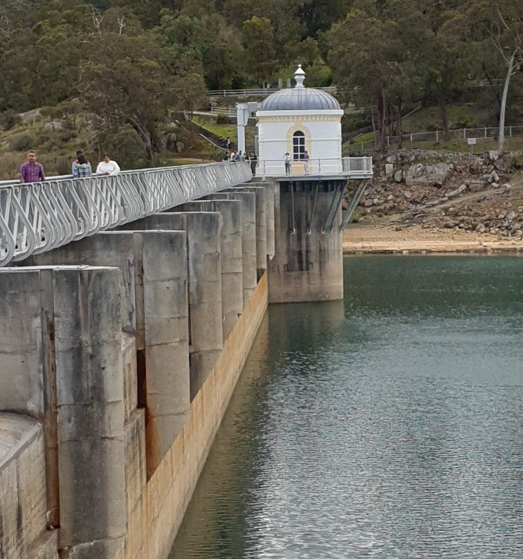 Mundaring Weir景点图片