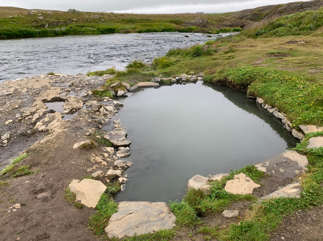 Fosslaug-Varmahlid必去景点