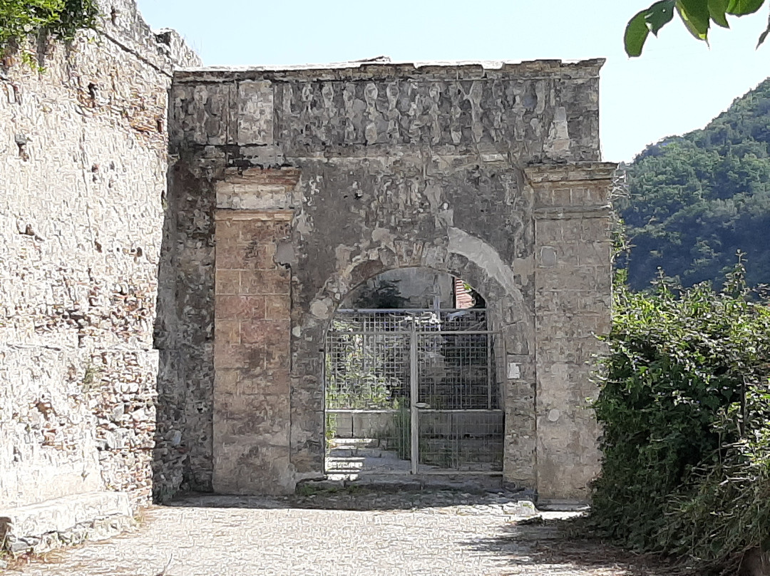 Chiesa normanna Santa Maria di Mili-Mili San Pietro必去景点