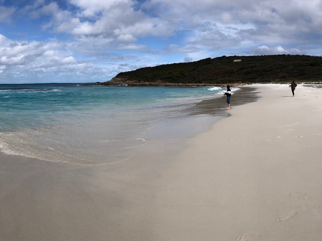 Short Beach景点图片