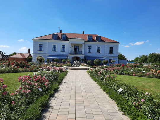 Luby-Kastély-Nagyar必去景点