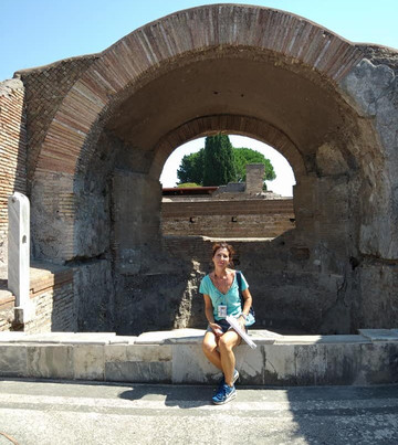 Visit Ostia Antica-罗马必去景点