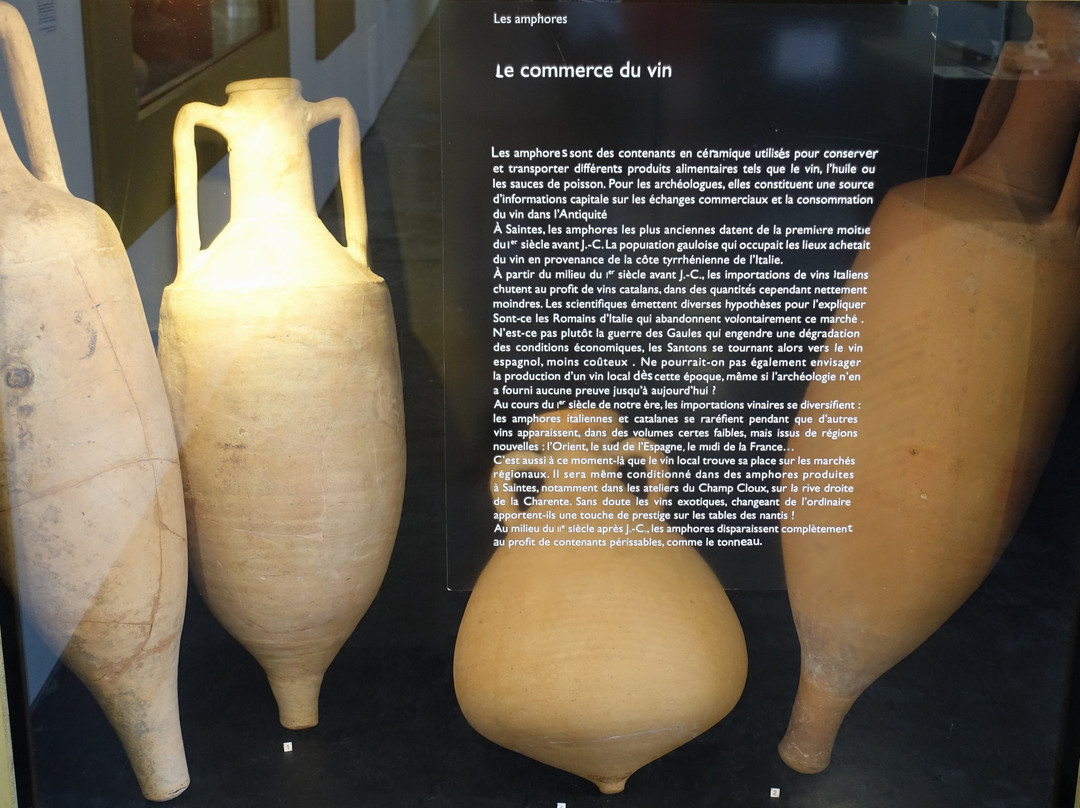 Musée D'archeologie-桑特必去景点