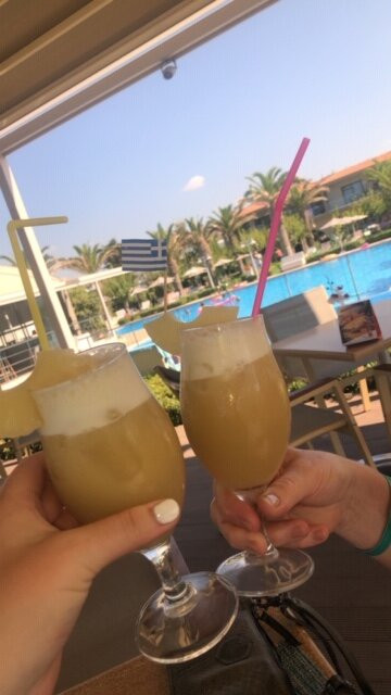 Marinos Beach Hotel主图