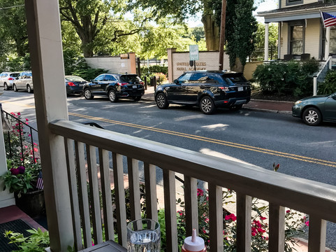 旗帜之家旅馆主图