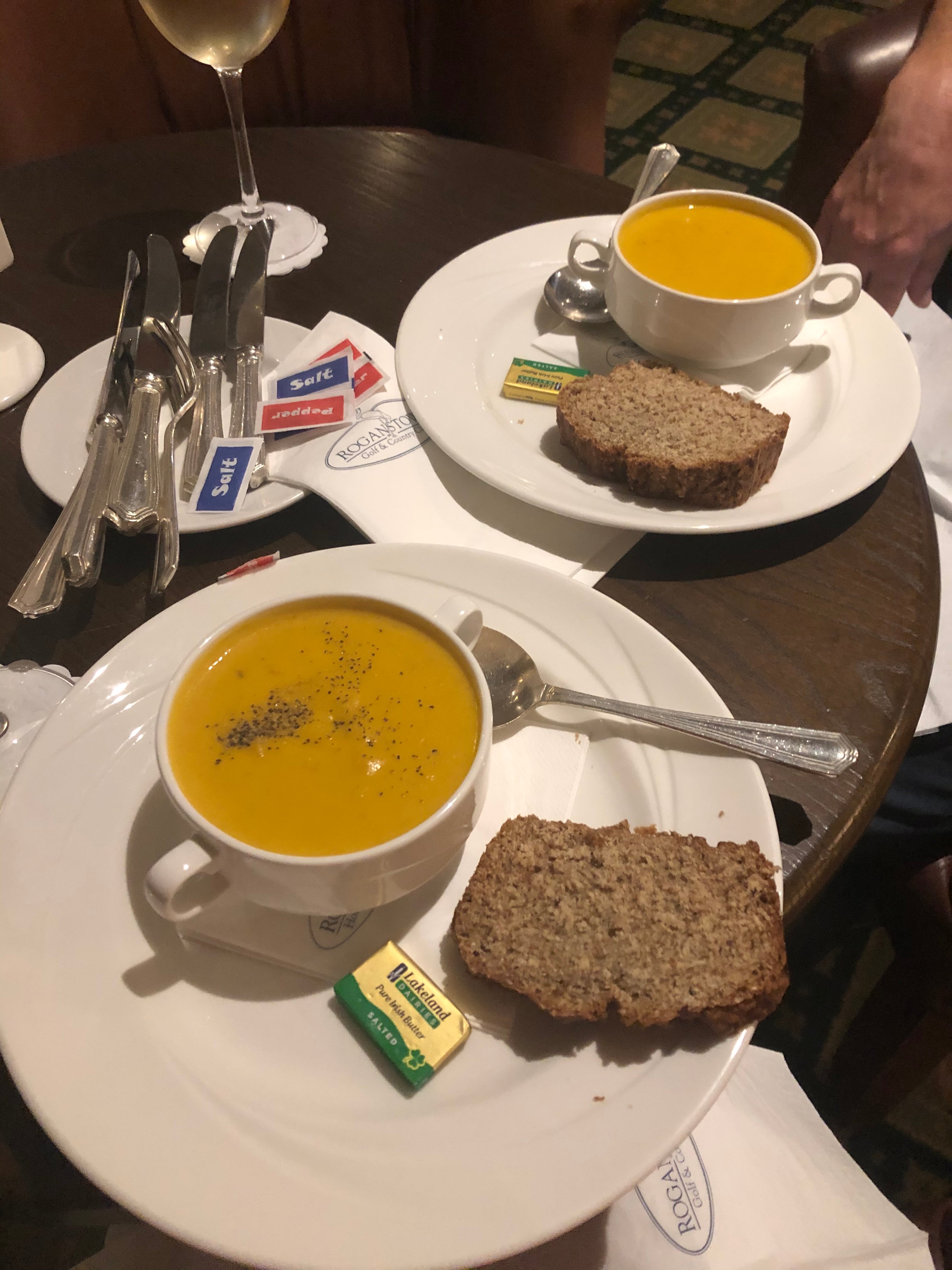 罗根镇酒店及乡村俱乐部-餐饮