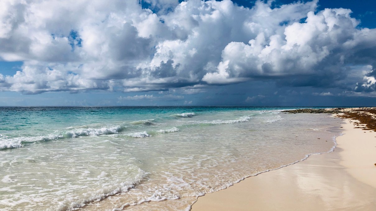 Grape Bay Cottages-泳池