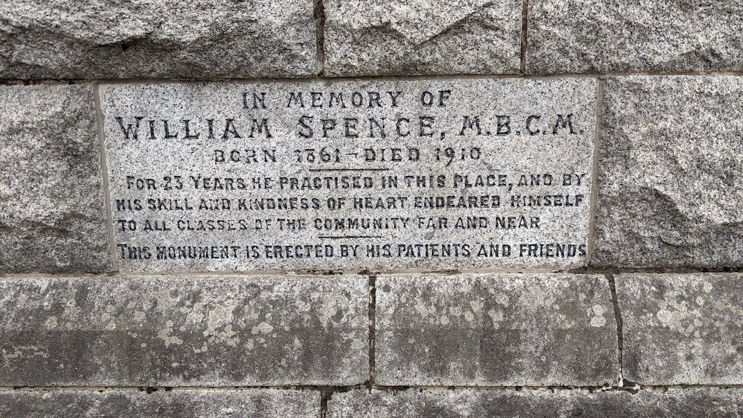 The William Spence Memorial Clock-Dollar必去景点