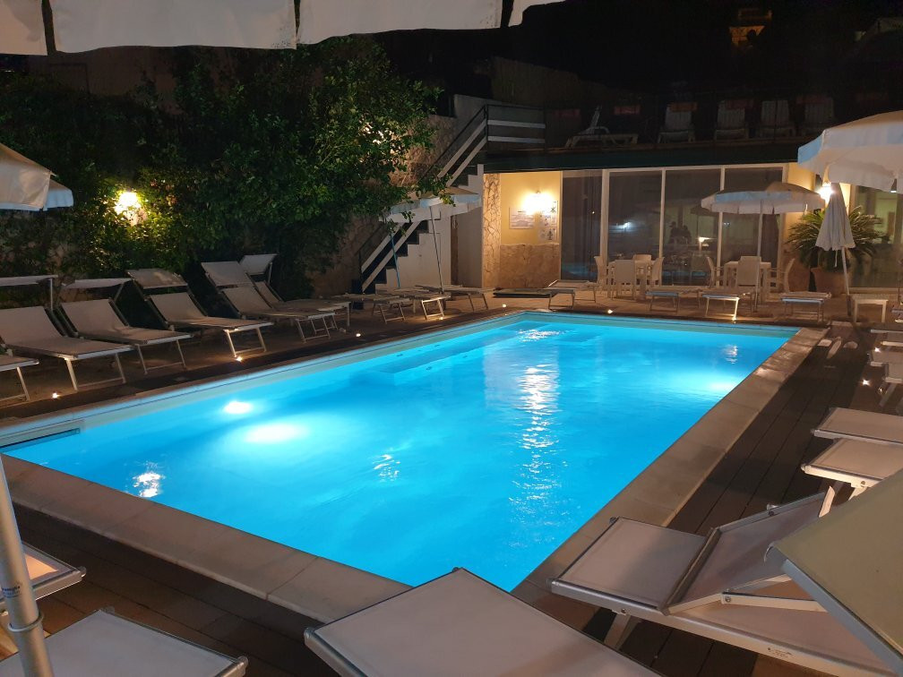 Hotel Villa Serena主图