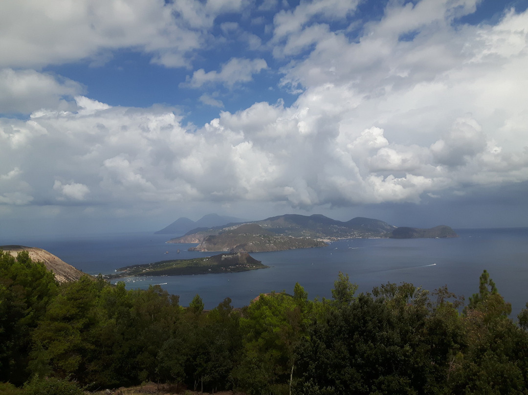 Taxi Vulcano Santi Tour-Isola Vulcano必去景点