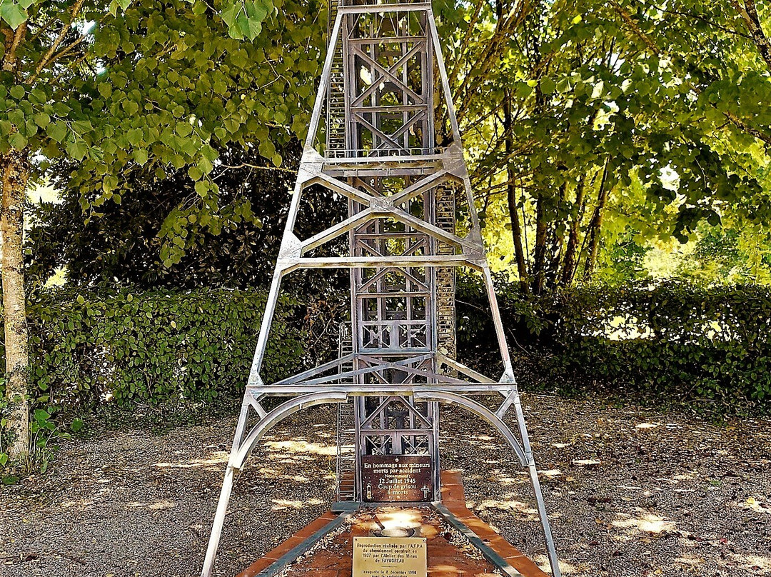 Chapelle des Mineurs-Faymoreau必去景点