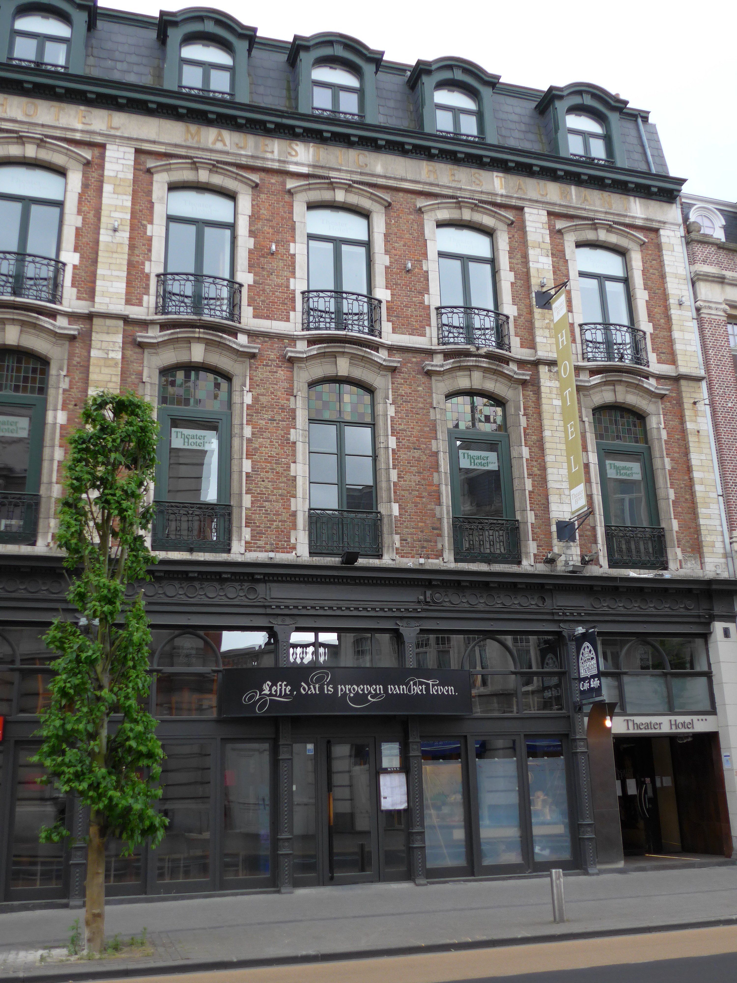 Theater Hotel Leuven-浴室
