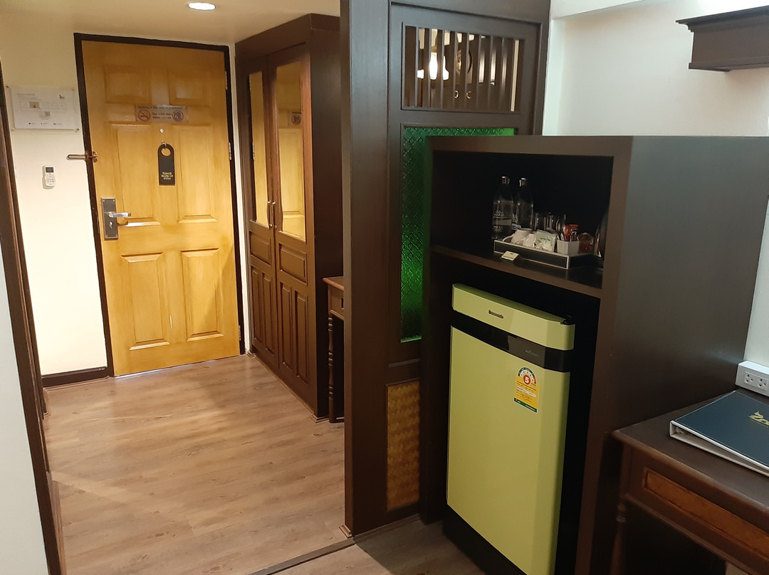 纳卡拉酒店主图