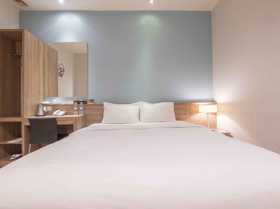 艾希文酒店主图