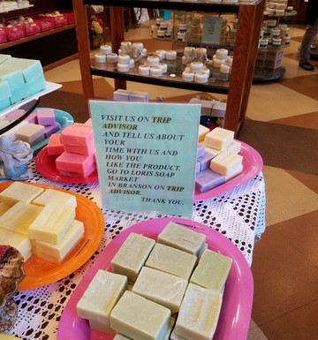 Lori's Soap Market-布兰森必去景点