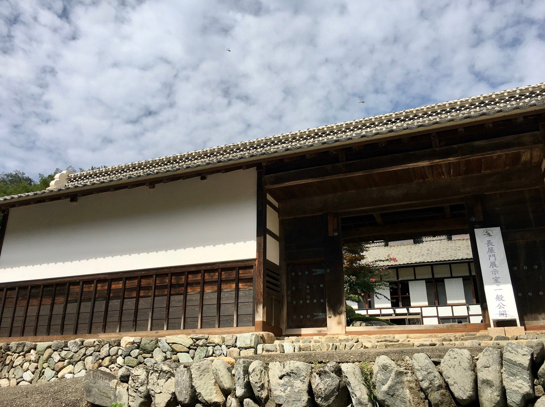 Takayama-sha Historic Site景点图片