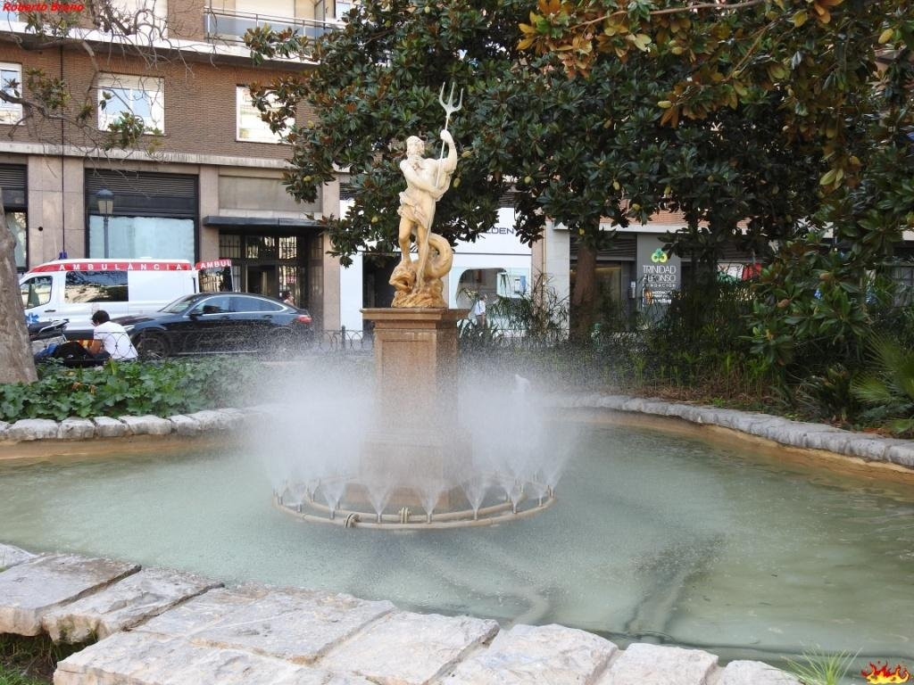 Plaça d'Alfons El Magnànim景点图片