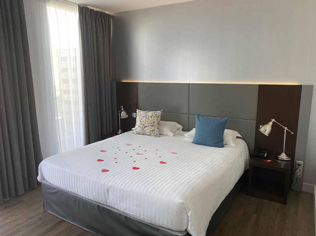 Hype Hotel主图