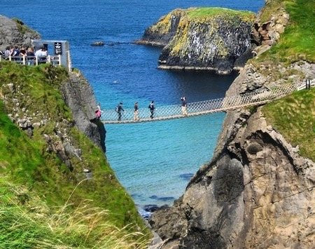 Traditional Taxi Tours Belfast-贝尔法斯特必去景点