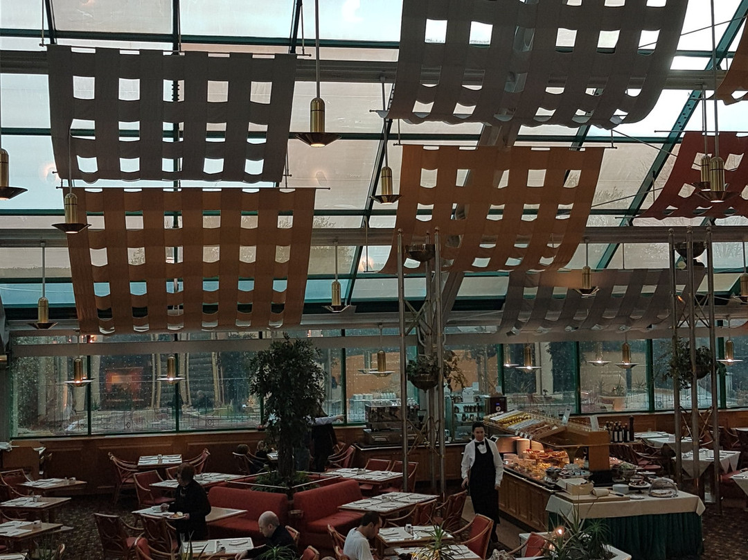 皇家花园酒店主图