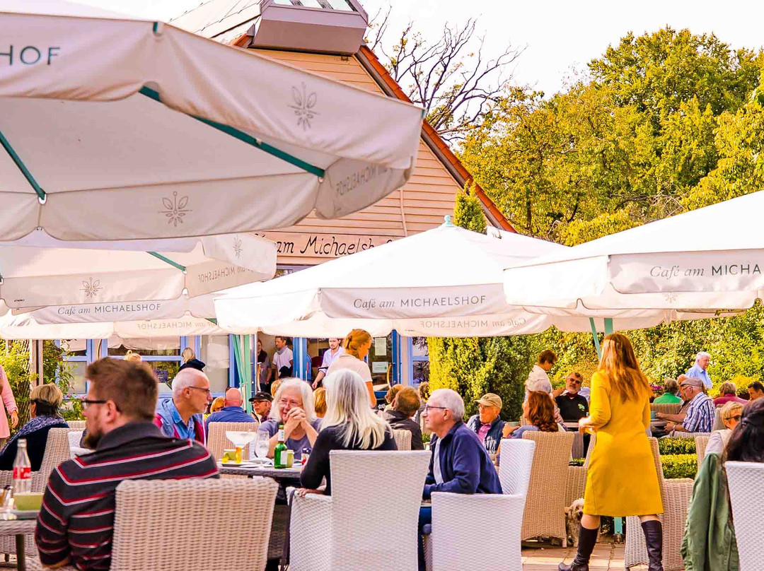 Nahrendorf餐馆和美食-Café am Michaelshof
